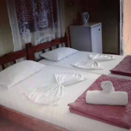 公寓 克里斯蒂娜膳食公寓酒店 *