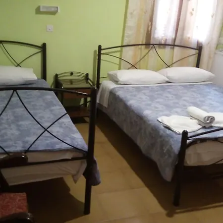 公寓 克里斯蒂娜膳食公寓酒店 卡特瑞杜斯