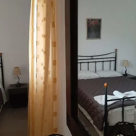 克里斯蒂娜膳食公寓酒店 公寓 *