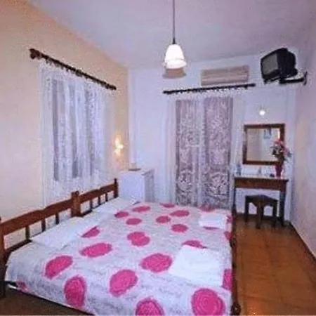 公寓 克里斯蒂娜膳食公寓酒店 *