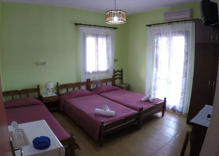 Christina * Karterados (Santorini)