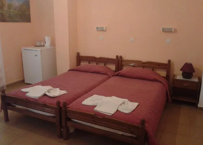 Christina Karterados (Santorini)