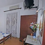 クリスティーナ ペンション アパート