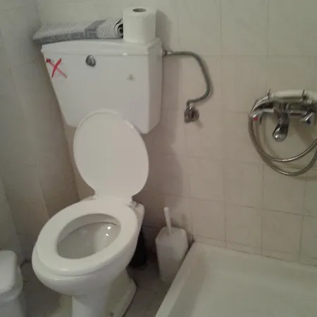 Christina Apartament *