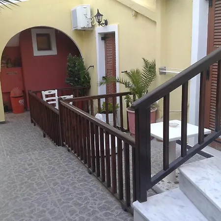 Christina Apartamento Karterados (Santorini)